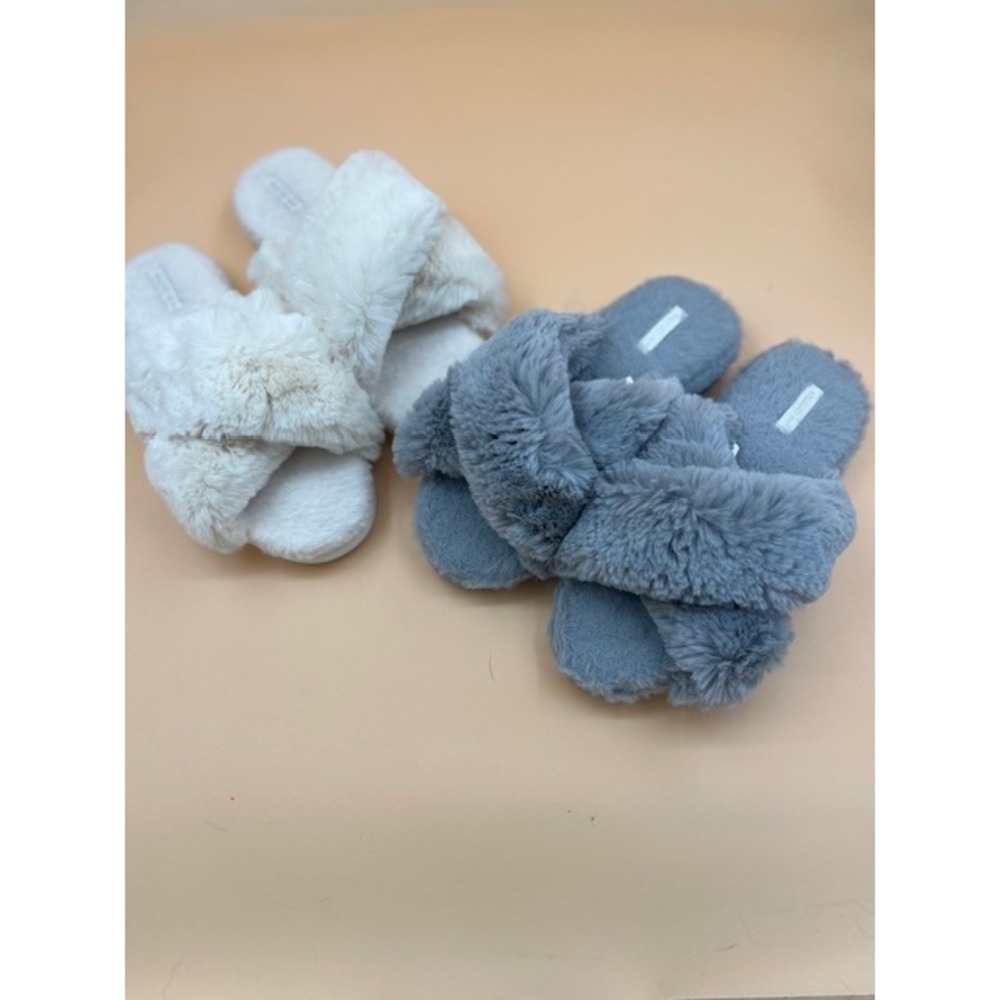 Halluci Faux-Fur Cross Band Slippers Bundle Womens 9 White Blue/Grey 2 Pairs